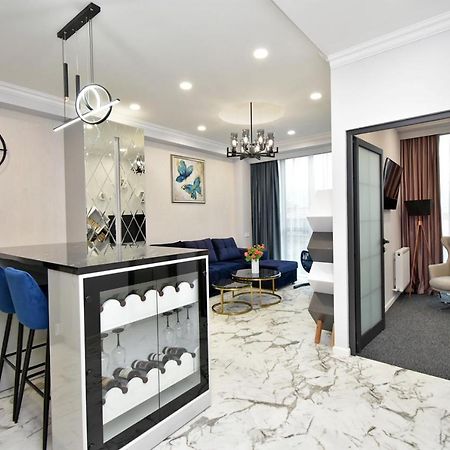 Infinity Luxury Apartment Ереван Экстерьер фото